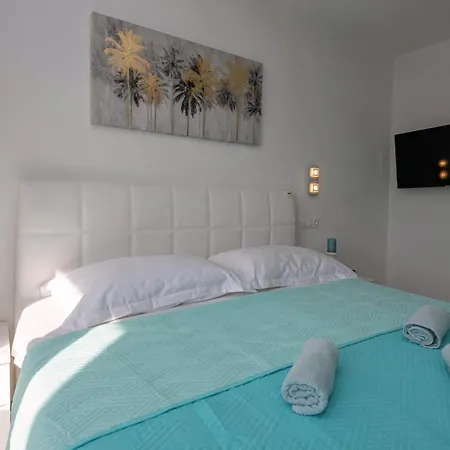 Holiday home Lovely In Prolozac Donji *